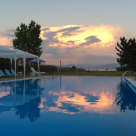 Avra Beach Apartments Lefkímmi Eksteriør bilde