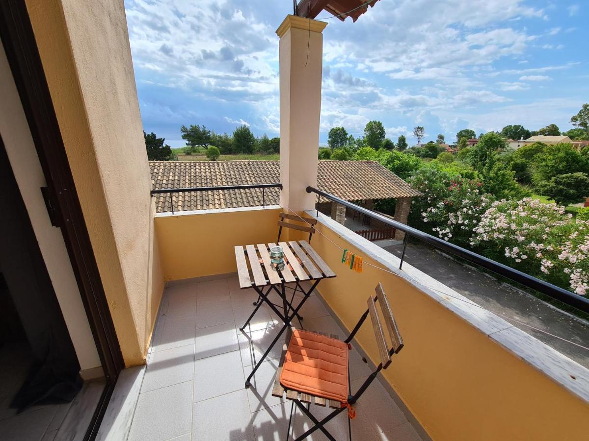 Avra Beach Apartments Lefkímmi Eksteriør bilde